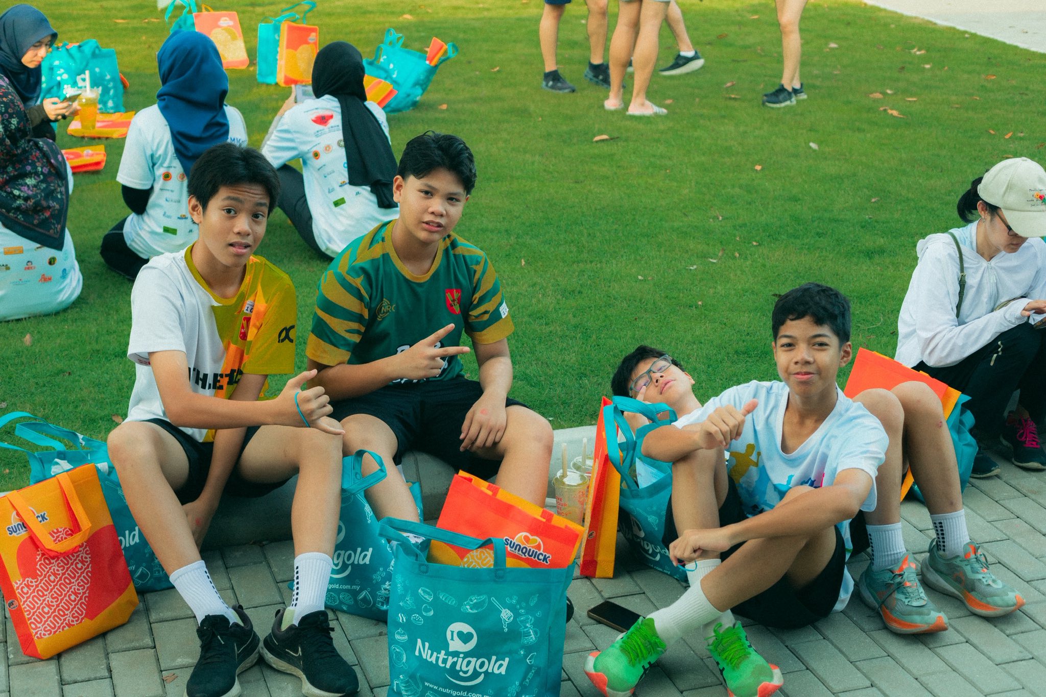 576520584_876160648093745_6124703222944753567_n