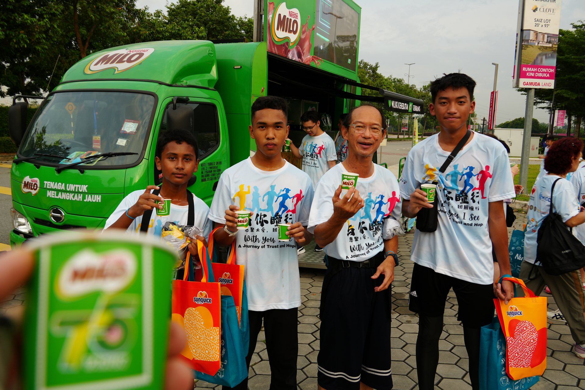 577593387_875302478179562_6765123896316918523_n