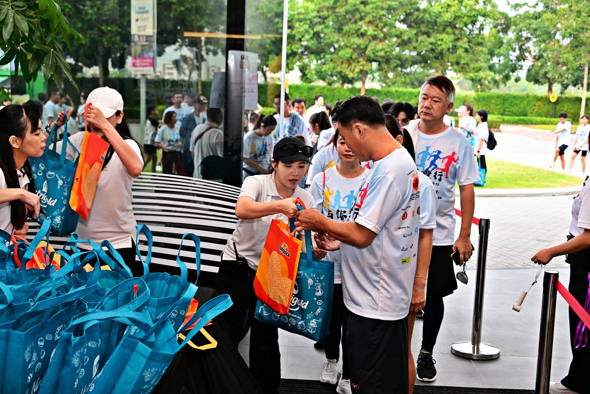 577837480_876160524760424_3856600570560905083_n