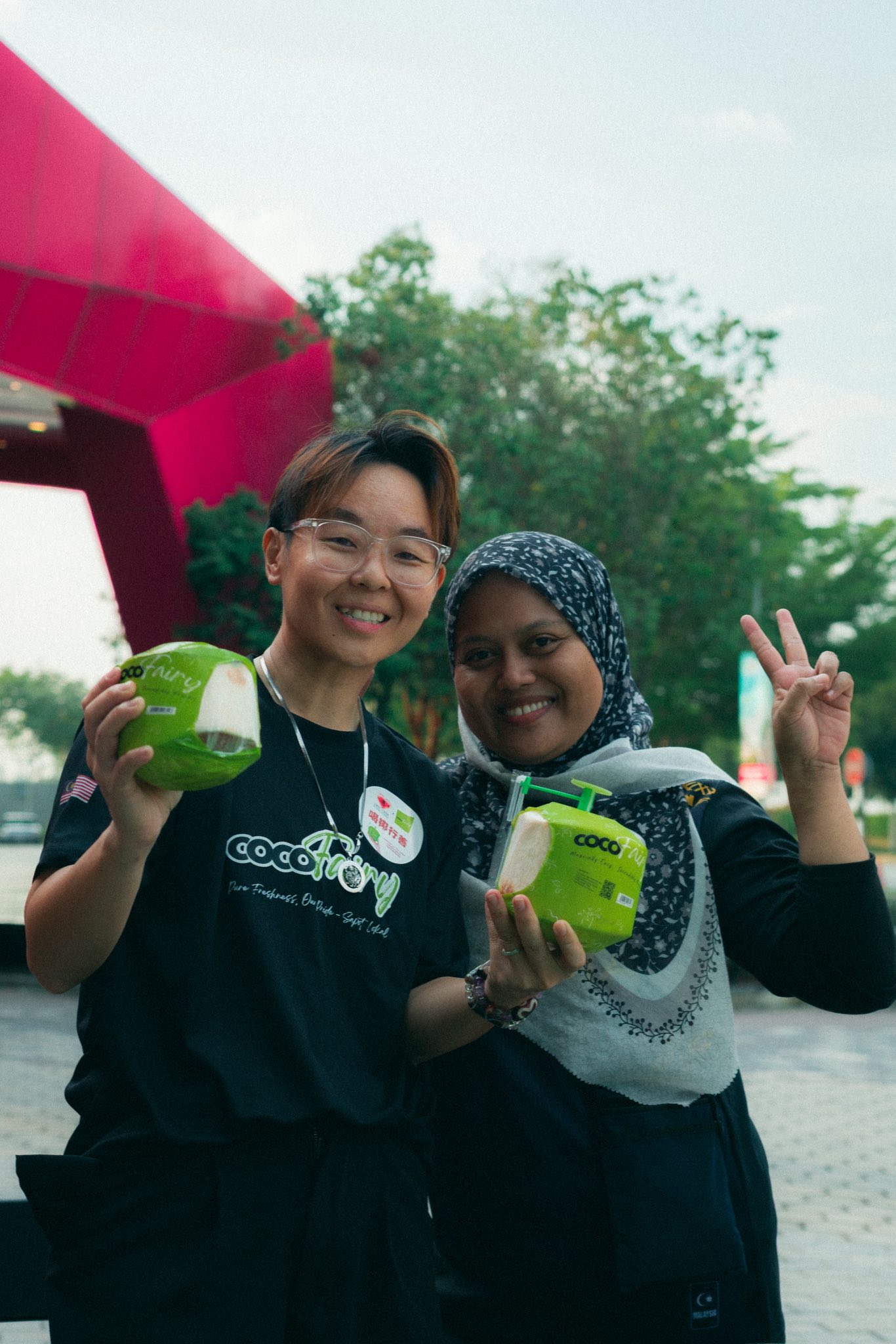 561655296_877670551276088_5763553750999263231_n