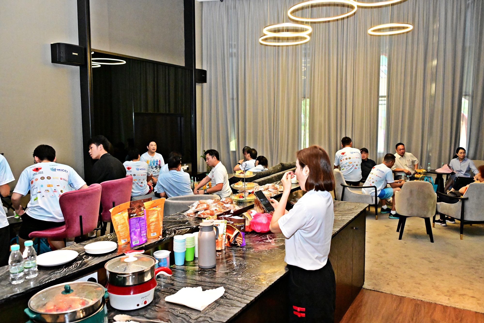 577697835_877670294609447_3510330961955222135_n