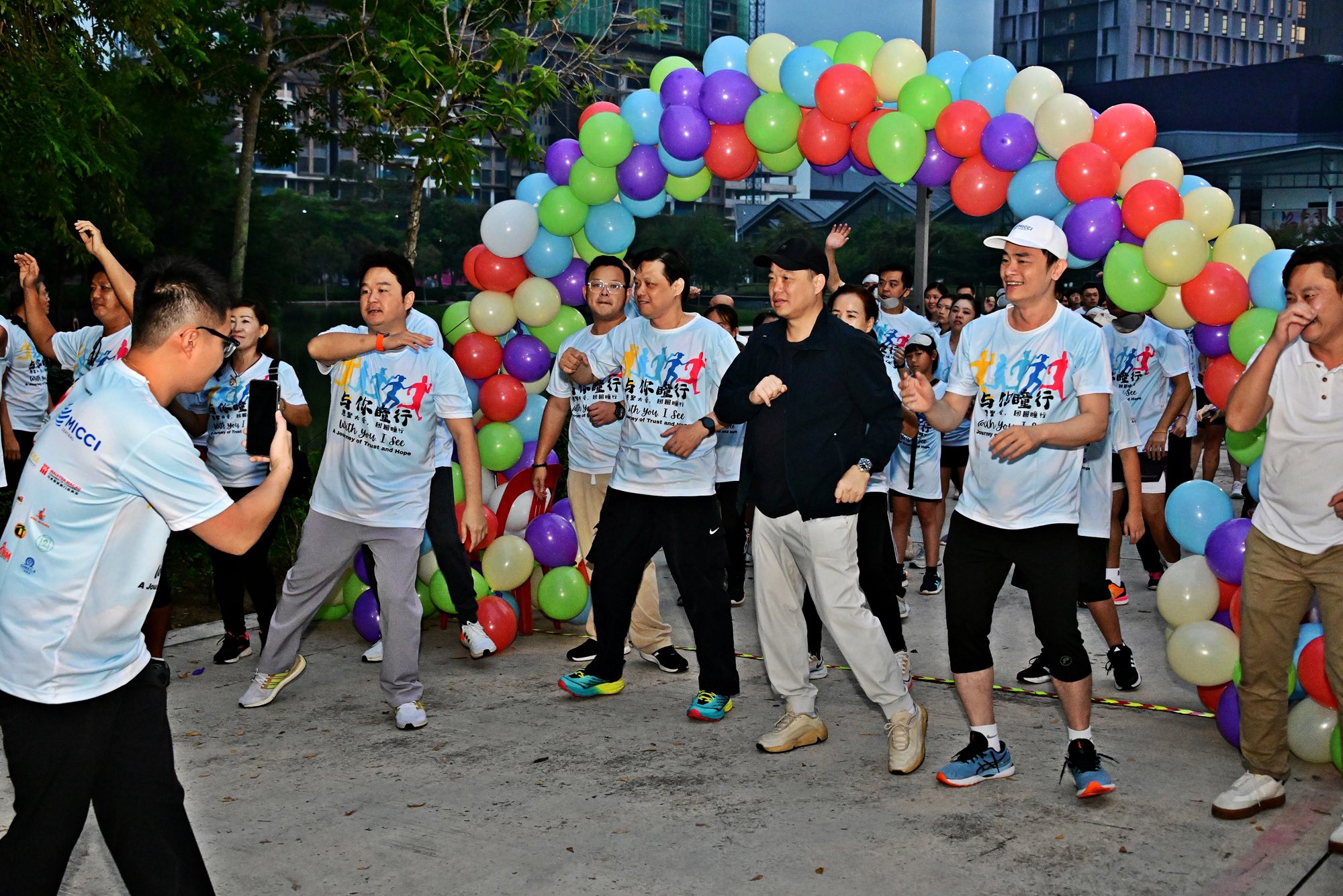 581010003_881303740912769_3808044571843672952_n