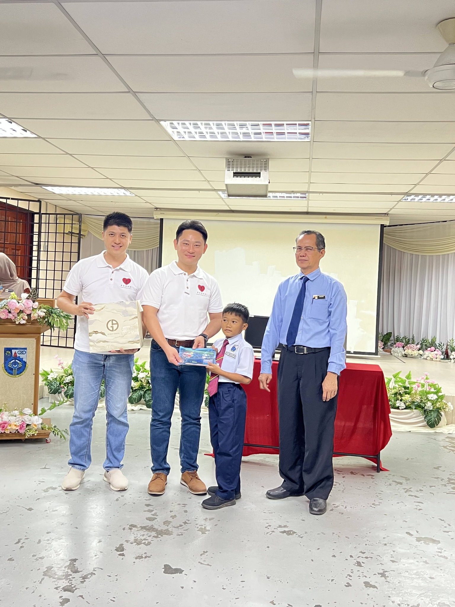 622797234_10239895361904911_8814848827389971853_n