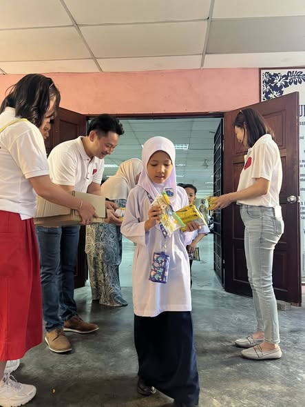 623304933_10239895194540727_6701780149222400821_n